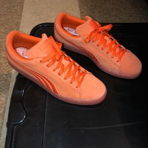Men’s Orange Pumas